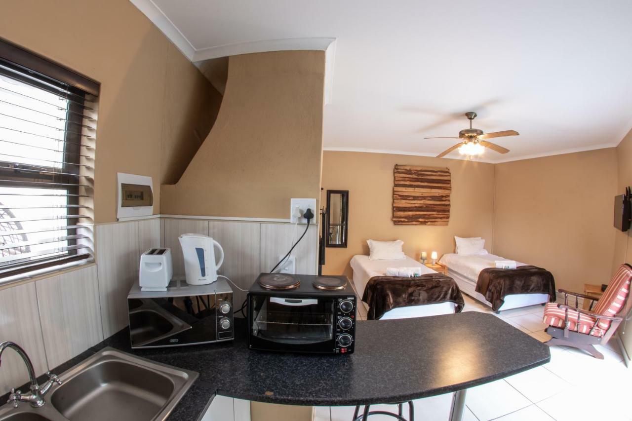 Meransha Self Catering Cc Walvis Bay Esterno foto