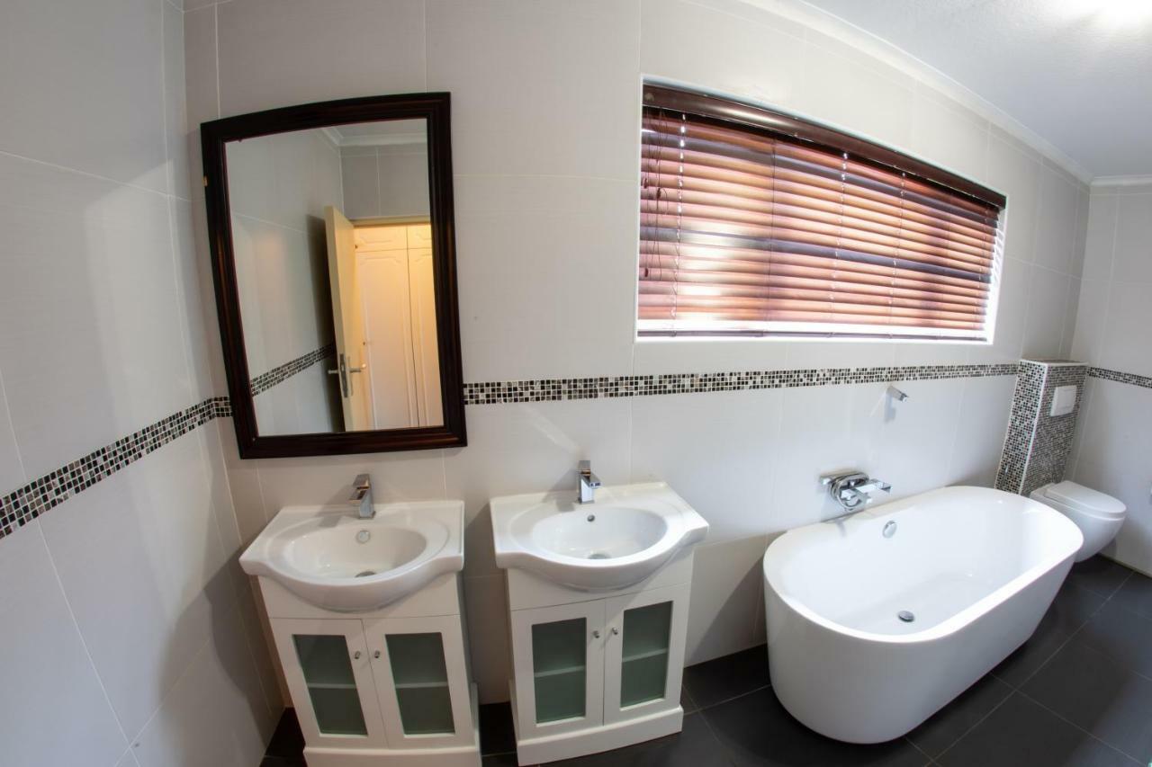 Meransha Self Catering Cc Walvis Bay Esterno foto