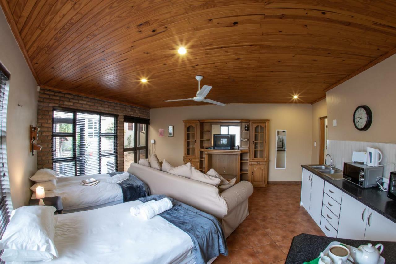 Meransha Self Catering Cc Walvis Bay Esterno foto
