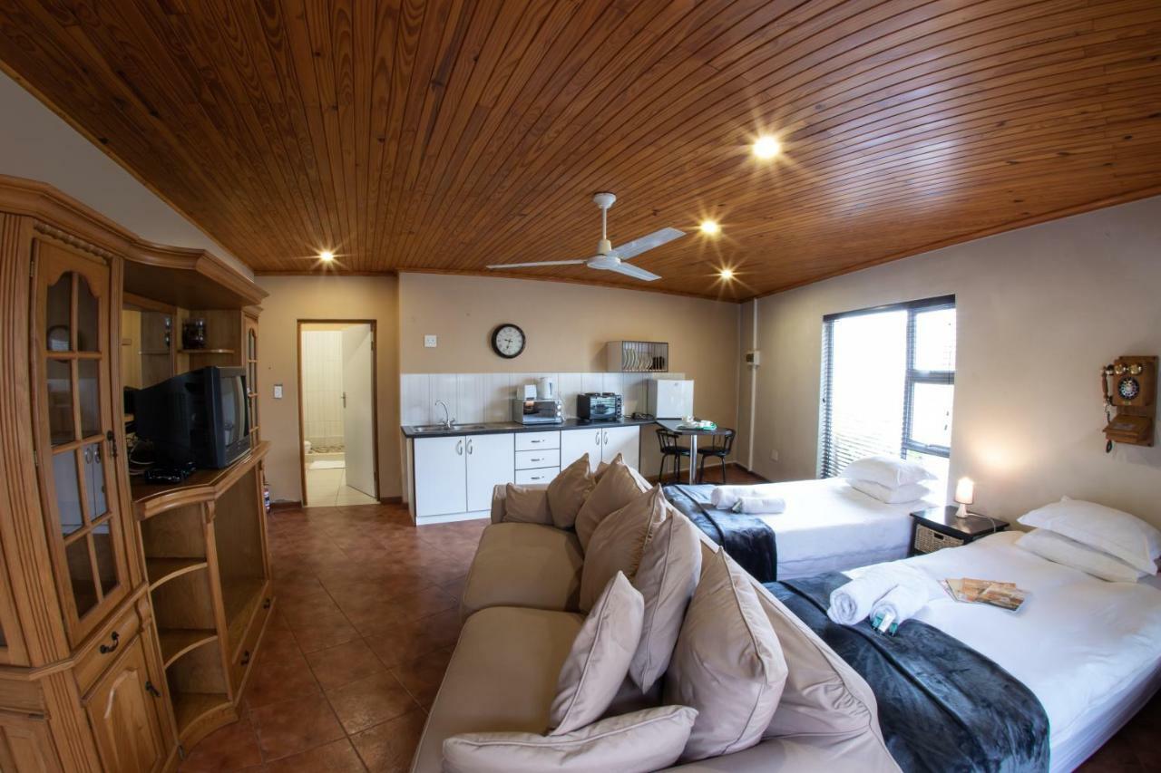 Meransha Self Catering Cc Walvis Bay Esterno foto