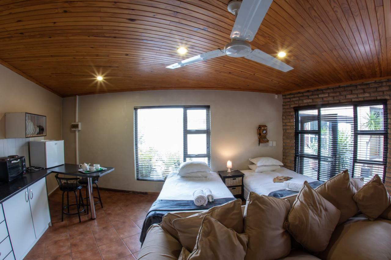 Meransha Self Catering Cc Walvis Bay Esterno foto