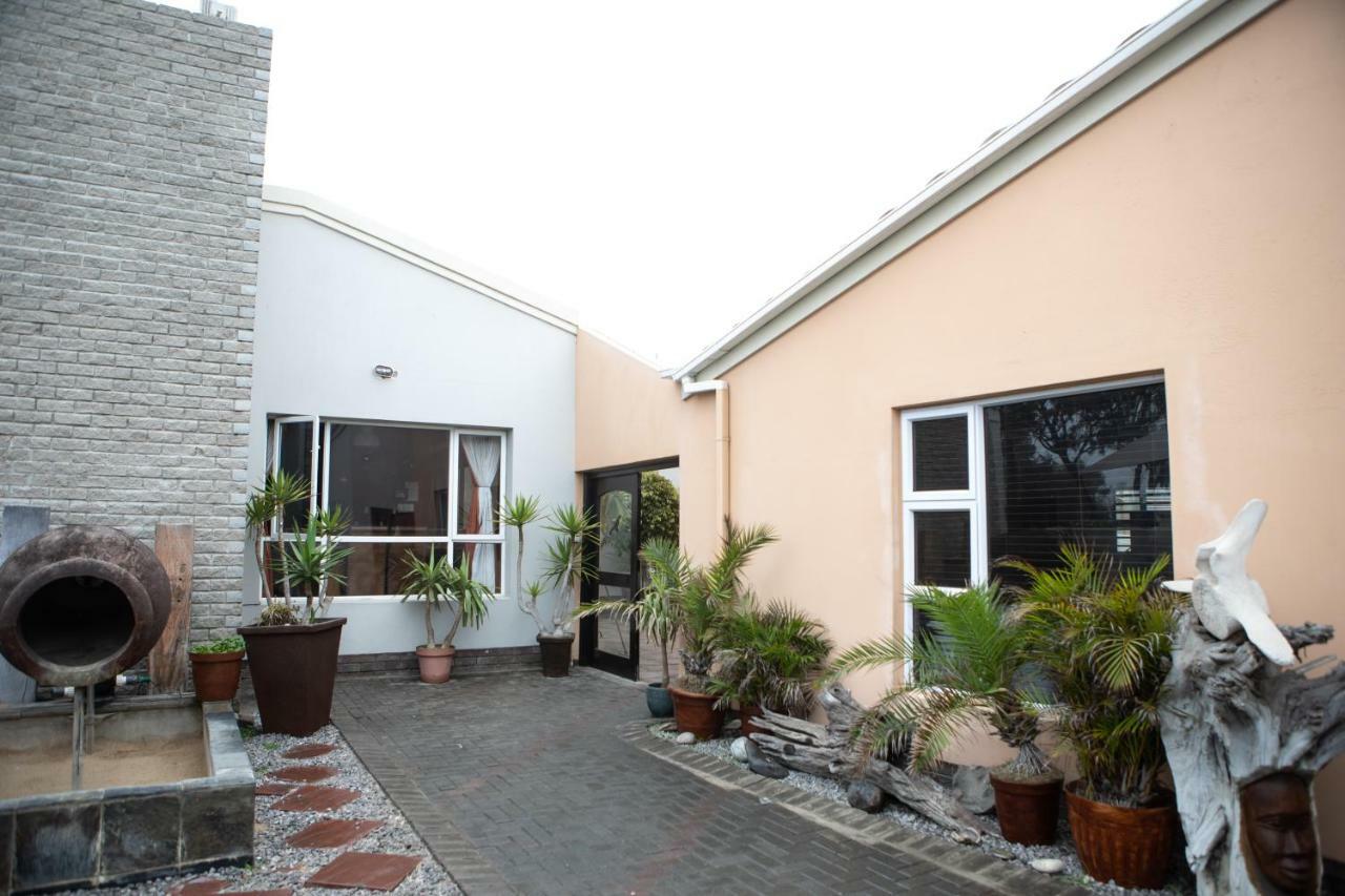 Meransha Self Catering Cc Walvis Bay Esterno foto