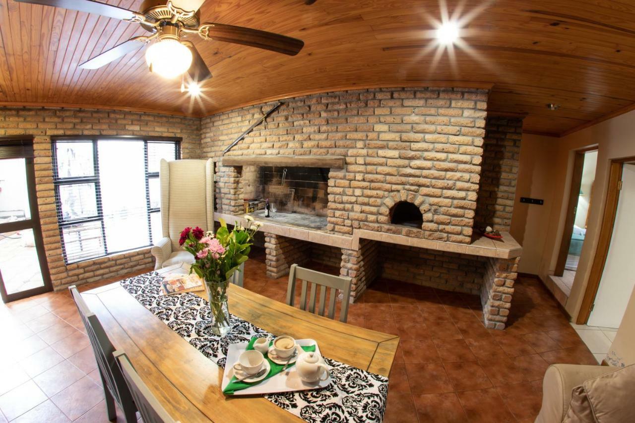 Meransha Self Catering Cc Walvis Bay Esterno foto