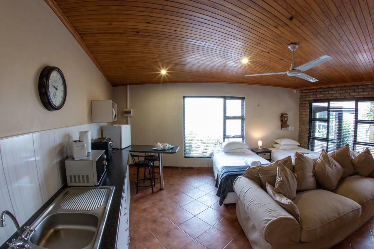 Meransha Self Catering Cc Walvis Bay Esterno foto